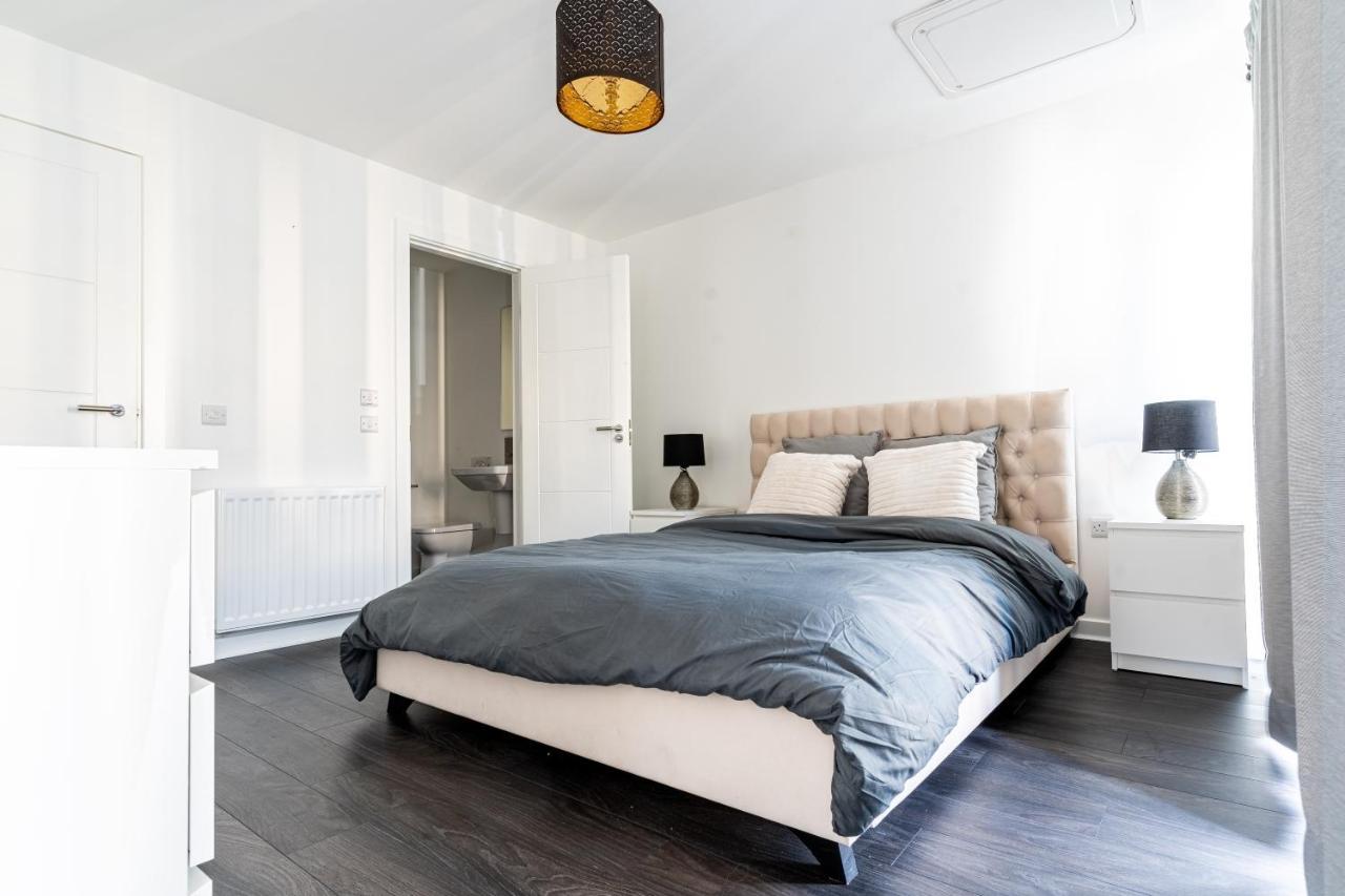 Spacious 3 Bedroom House In Glasgow City With Private Parking & Garden Ngoại thất bức ảnh